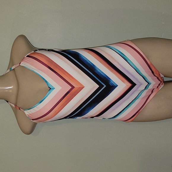 LA BLANCA LA AZTECA PLYNGE ONE PIECE SWIMSUIT SUIT - Picture 3 of 13